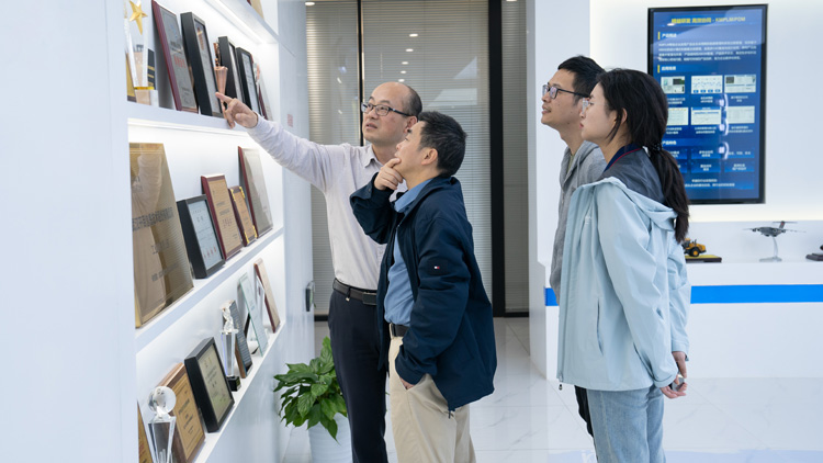 英国正版365官方网站与九韶智能达成战略合作_2 英国正版365官方网站与九韶智能达成战略合作_2